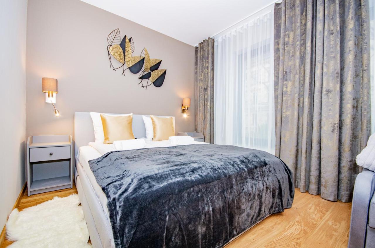 Inpoint Spacious Apartments Near Main Square & Kazimierz District Krakow Exterior photo